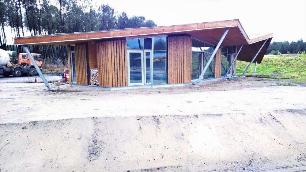 Les Echasses Golf & Surf Eco Lodge Saubion Exteriör bild
